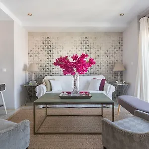 Behouse Avenida , Sevilla España